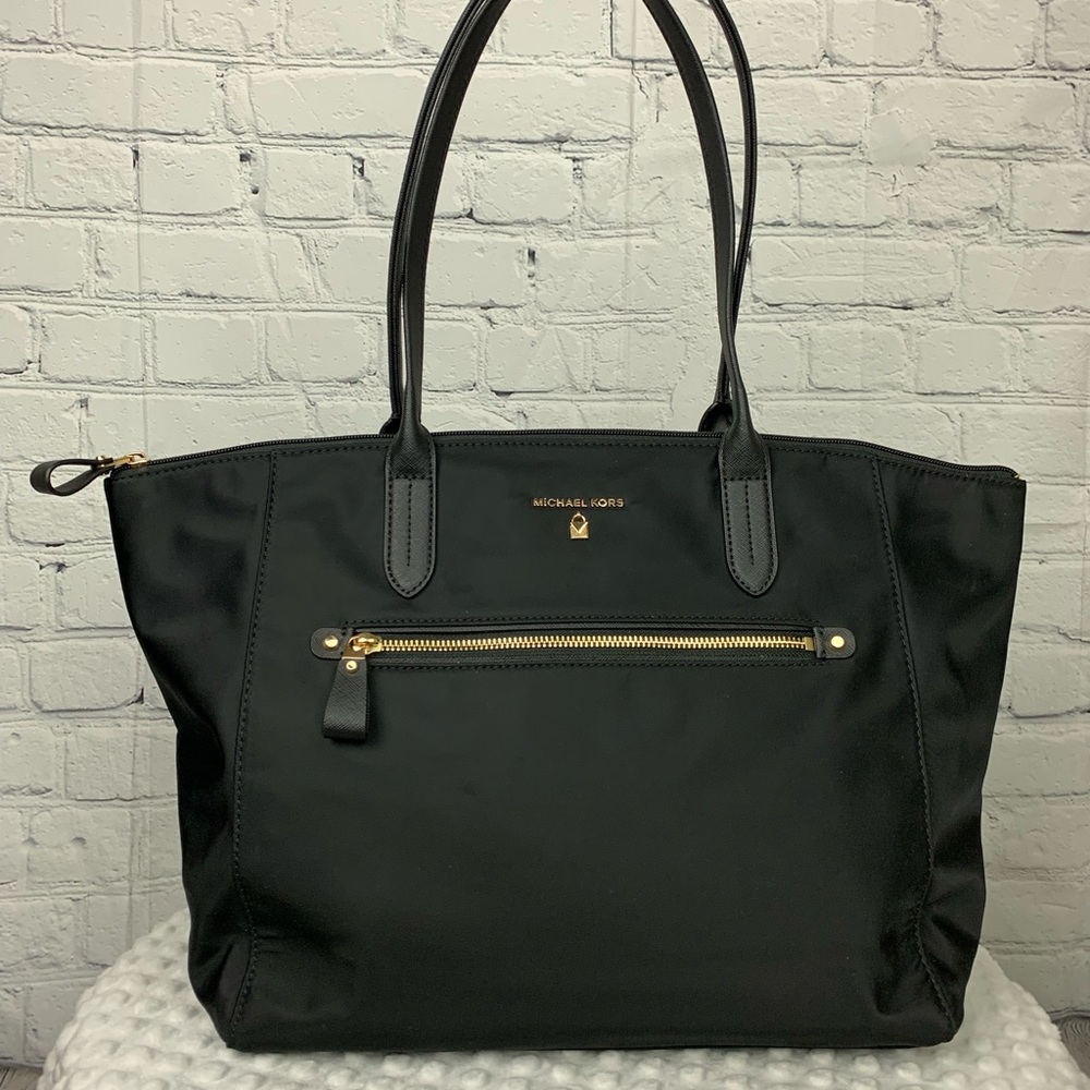 Michael Kors Travel Tote